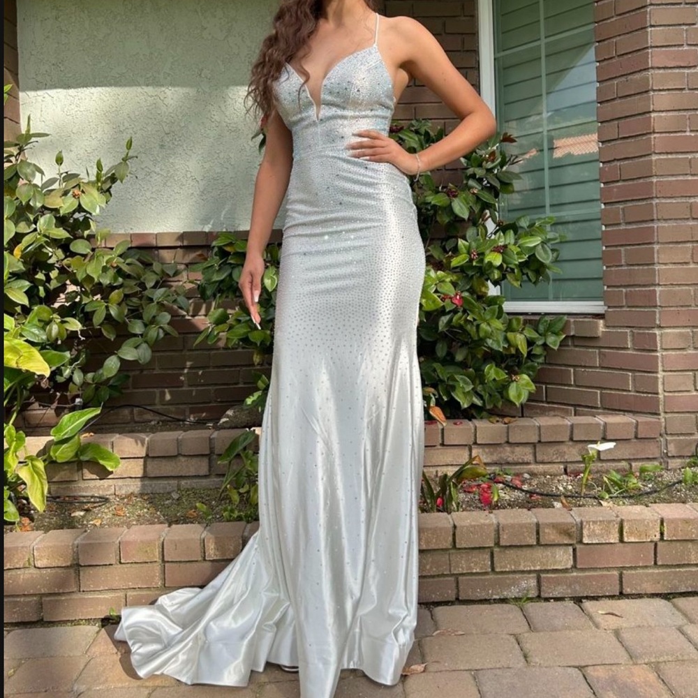 Sherri Hill Classic Ivory Gown